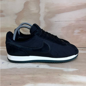 Nike Black Sneakers Classic Cortez Silhouette